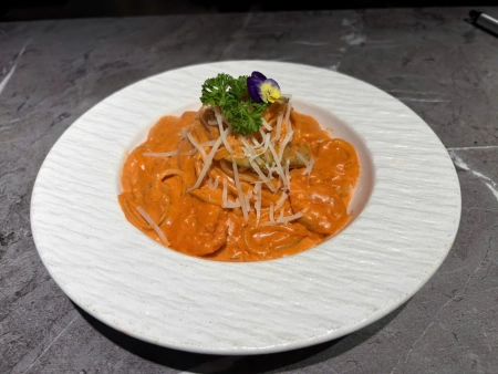 Creamy Seafood _ Spicy Seafood Spaghetti